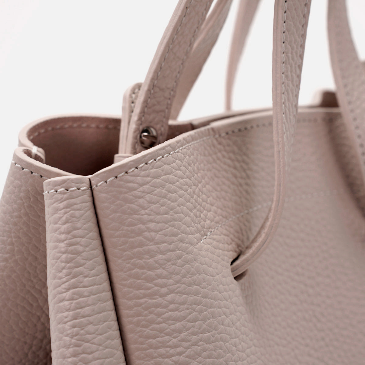 Geanta Pétale, Piele Texturata, Culoare Vanilie Rosé, cu Accesorii