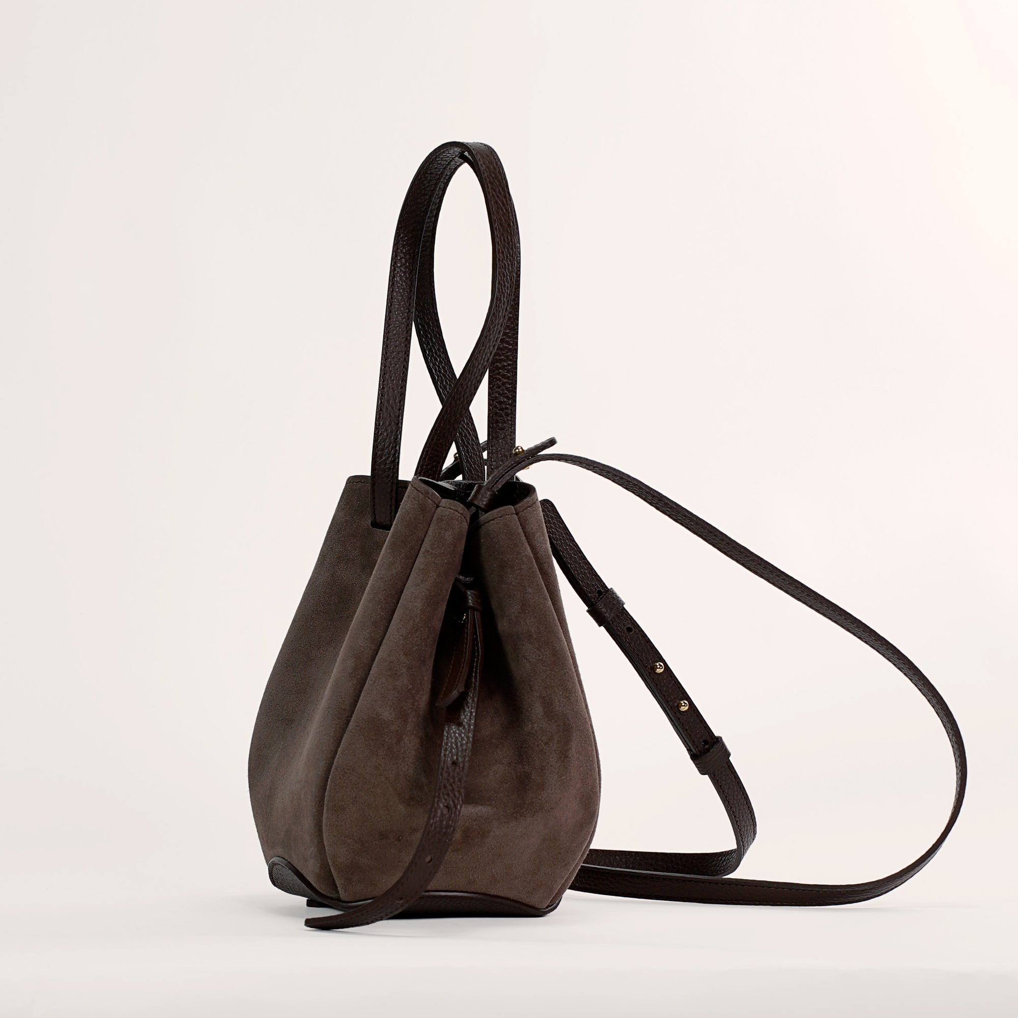 Geanta Mini Pétale, Piele Intoarsa, Culoare Chocolat, cu Accesorii
